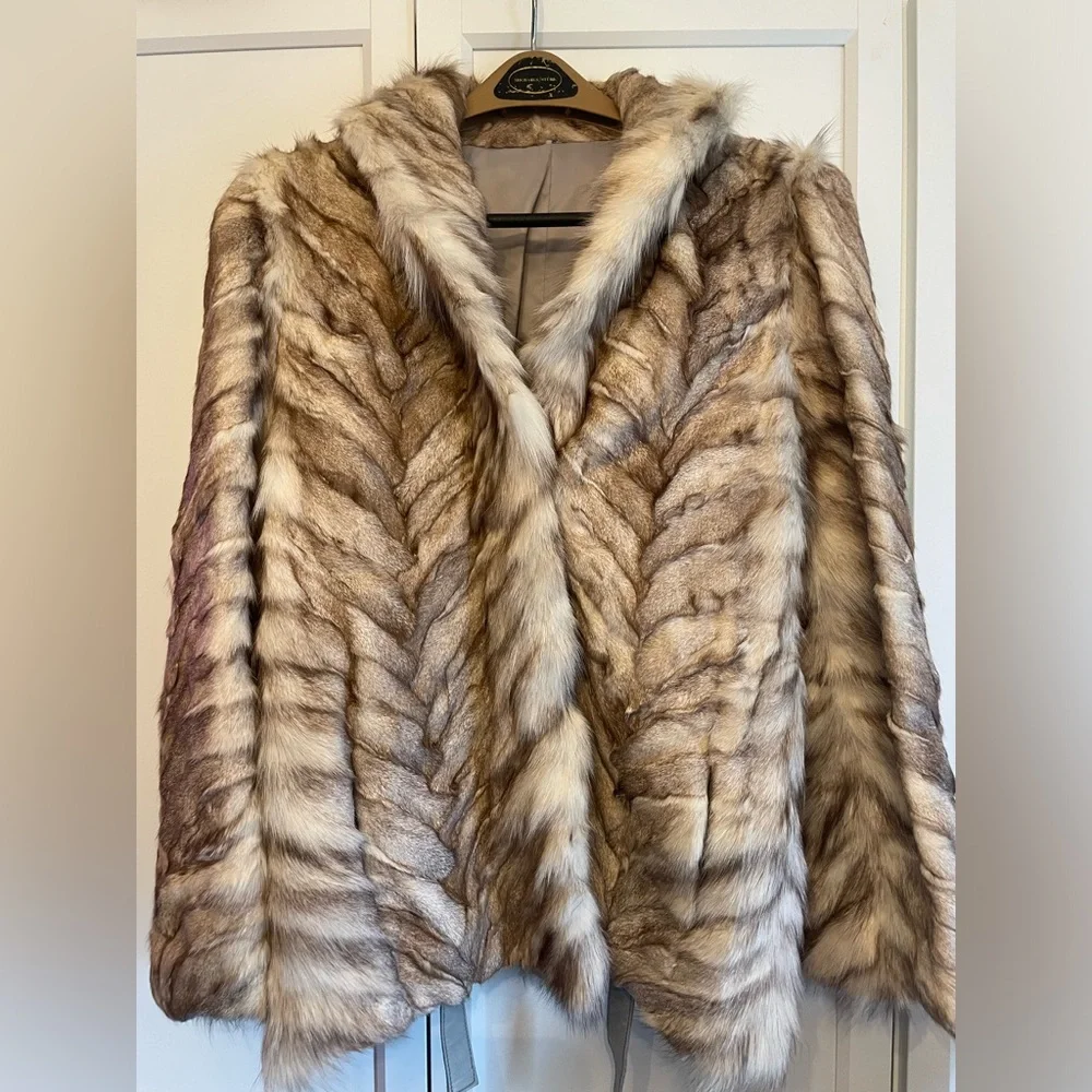 Vintage fox herringbone pattern fur coat with leather accents - Picture 1 of 4
